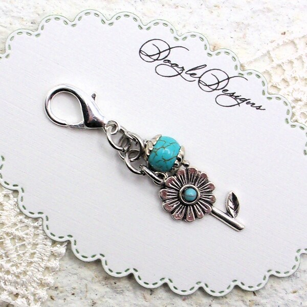 TN charm planner jewelry - Turquoise Howlite Daisy Zipper Pull- Gift under 10 - makeup bag dangle - Backpack - Elegant - Pearl