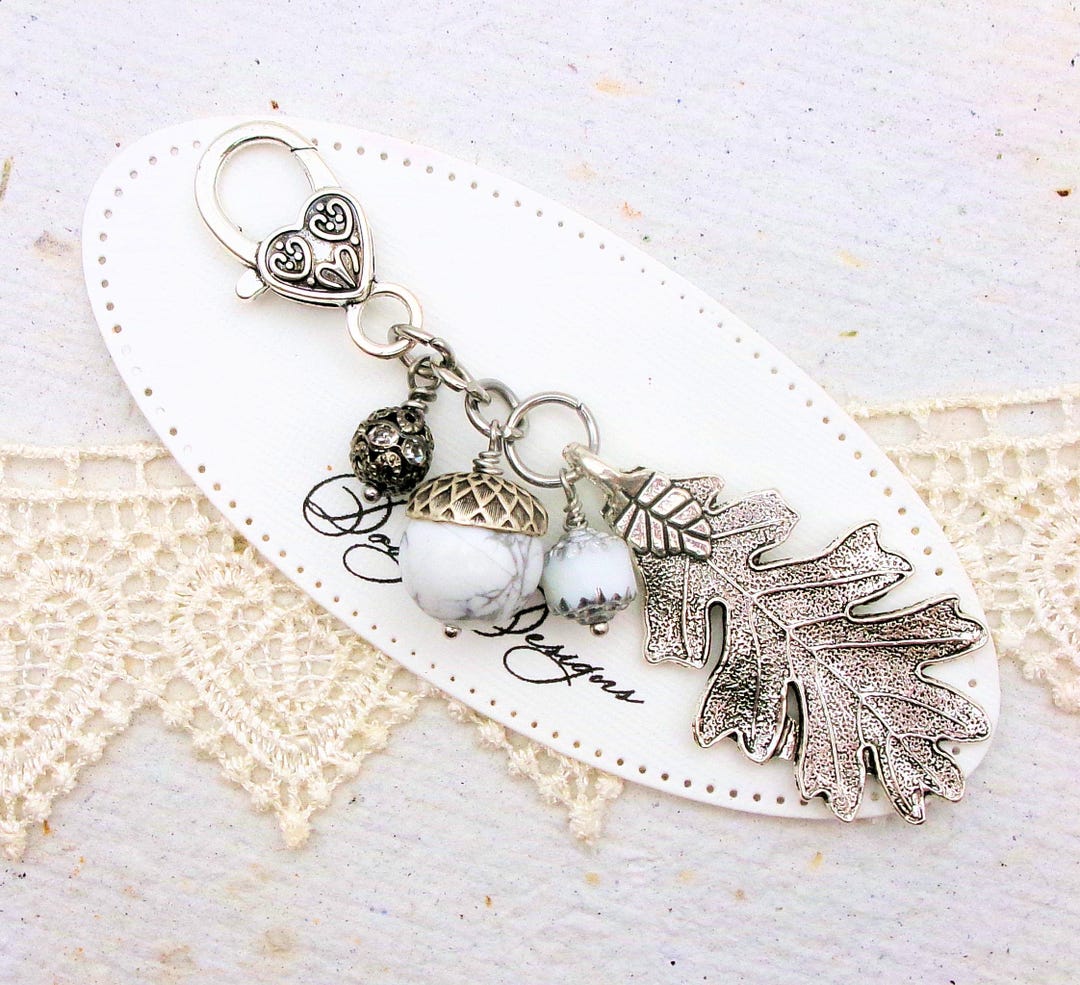 Howlite Acorn Oak Leaf Purse Charm - White Winter - Handbag Jewelry ...