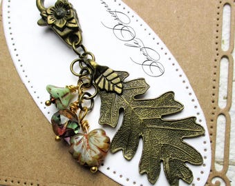 Antiqued Brass Rustic Oak Leaf Purse charm - Fall Autumn Colors- Handbag jewelry - Purse Dangle - Backpack - Zipper Pull - Key ring - Gift
