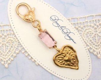 Pink Faceted stone with Heart dangle Handbag jewelry - Purse charm - Keychain - Handmade Gift under 15 - TN - Travelers notebook