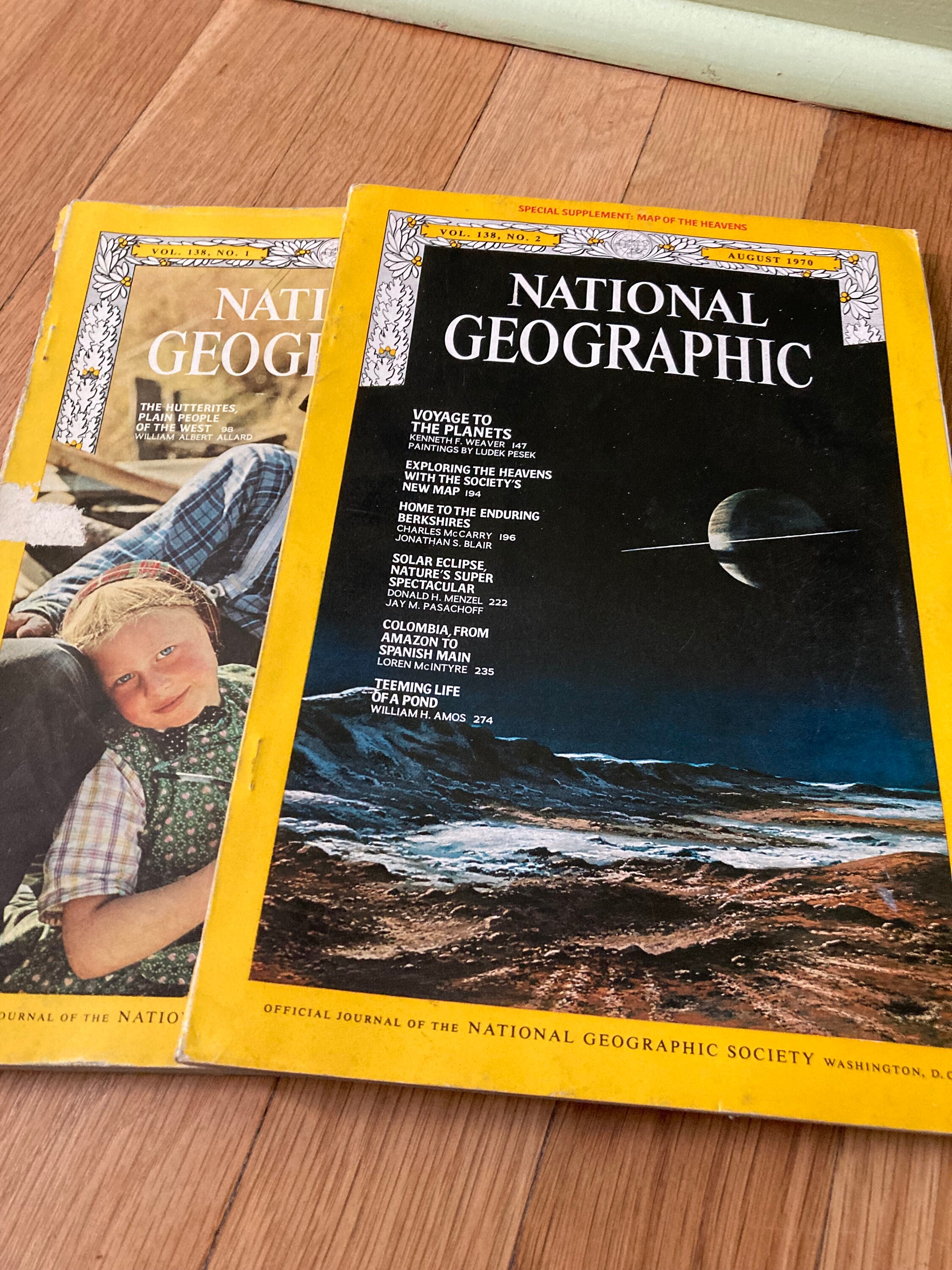 National Geographic Magazines Vintage National Geographic Magazines A