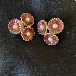 Vintage Earrings - Clipback Earrings