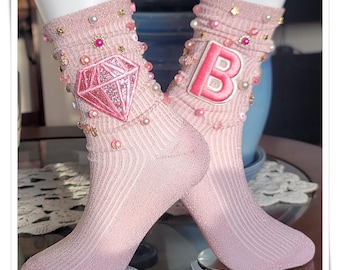 Calcetines con diseño Glitter súper únicos con cualquier inicial, foto o idea que se adapte a ti.