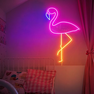 Insegna luminosa al neon Flamingo, insegne al neon a LED, decorazione per pareti della camera da letto, decorazioni al neon per la casa, regali personalizzati per la stanza dei bambini da NeonArtists