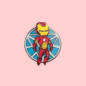 Spilla smaltata rigida Chibi Avengers: Iron Man / Spille smaltate / Spille arcobaleno / Spille carine / Spille dei cartoni animati / Supereroi / Capitan America / Thor