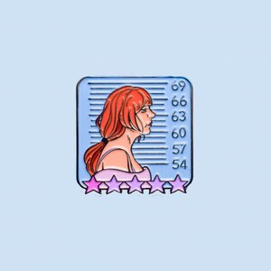 Black Mirror Nosedive Soft Email Pin | Emaille pinnen | Cartoon speldenprikjes | Vasten met Netflix-thema | Popcultuur | Lacie Pound | Naomi Blestow