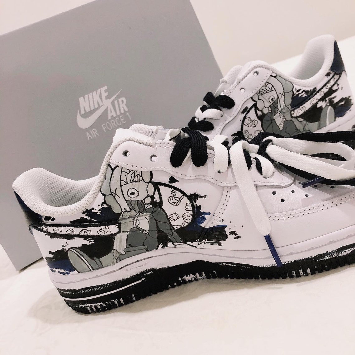 KAWS x AF1 hand-painted custom | Etsy