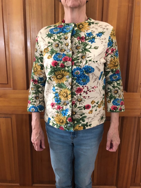 Vintage Womens Sweater Blue Floral