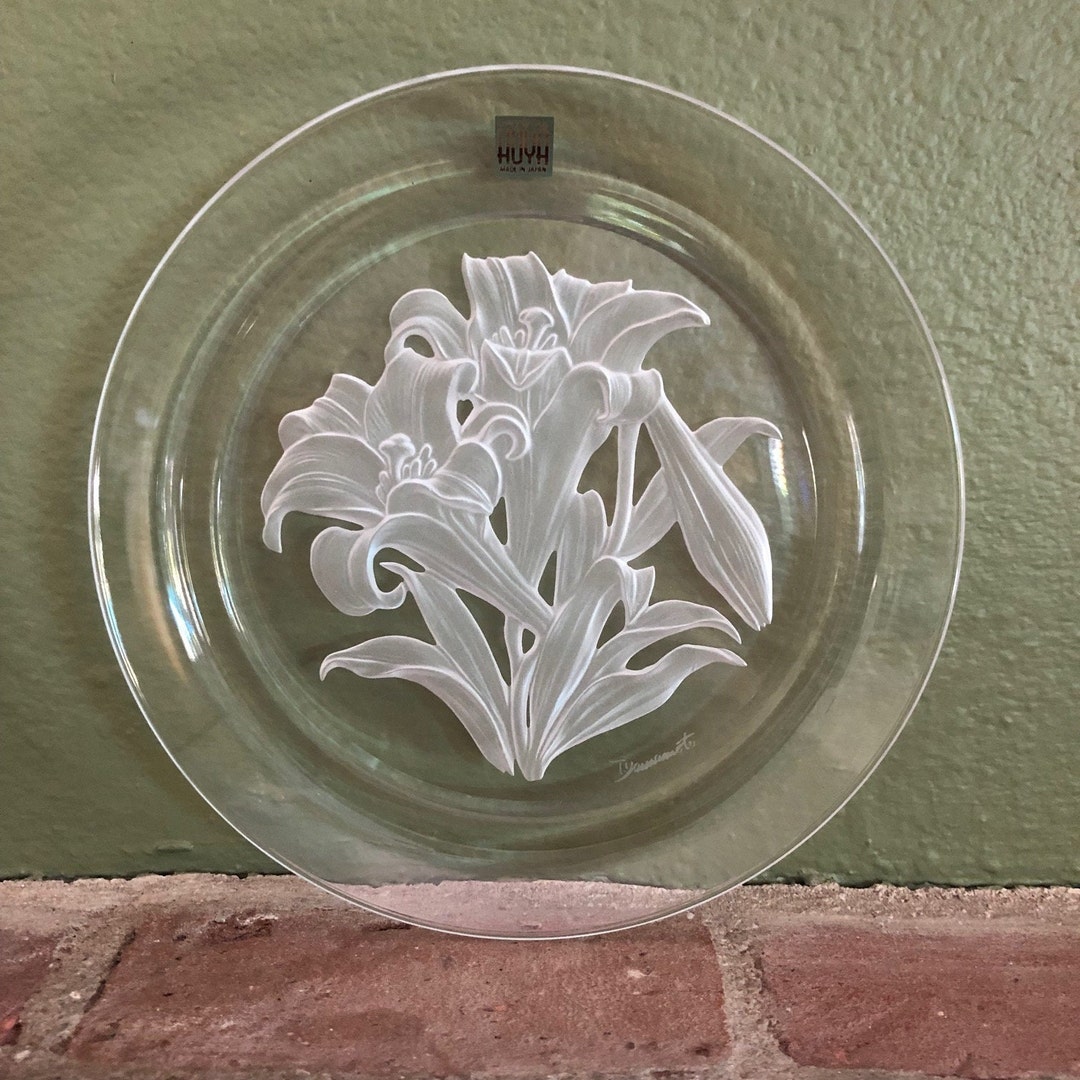 Hoya Crystal Plate Flower of the Month Lilies Etsy