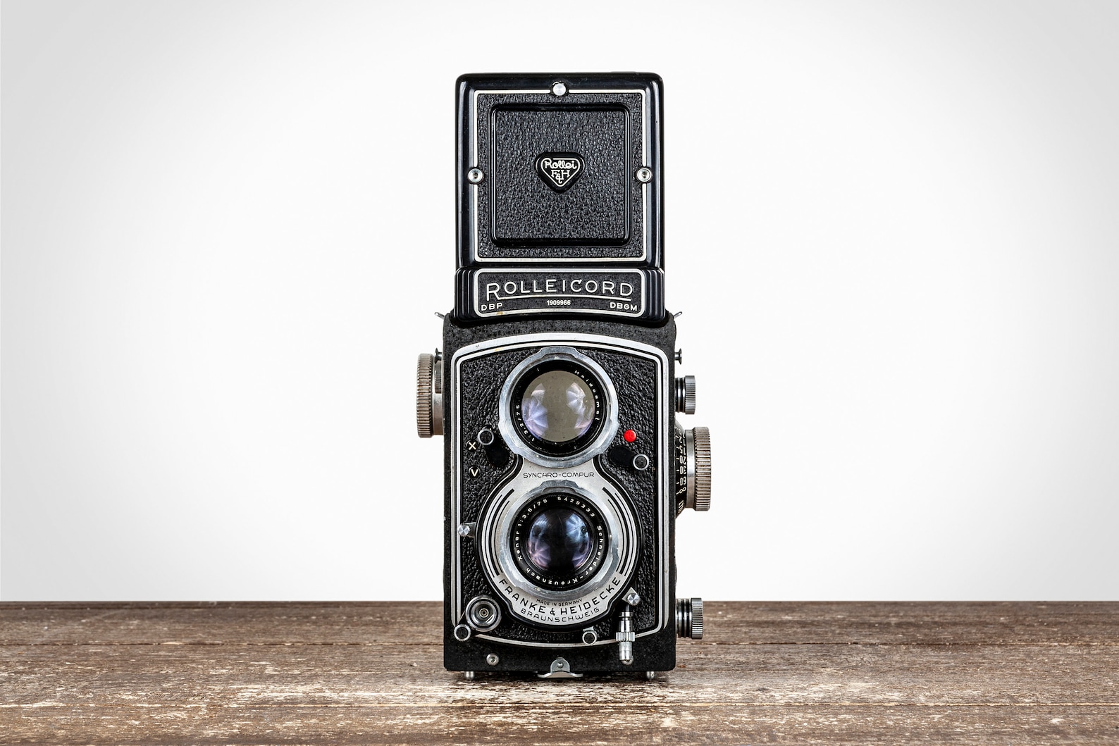 rolleicord-v-tlr-film-camera-medium-format-with-leather-case-etsy