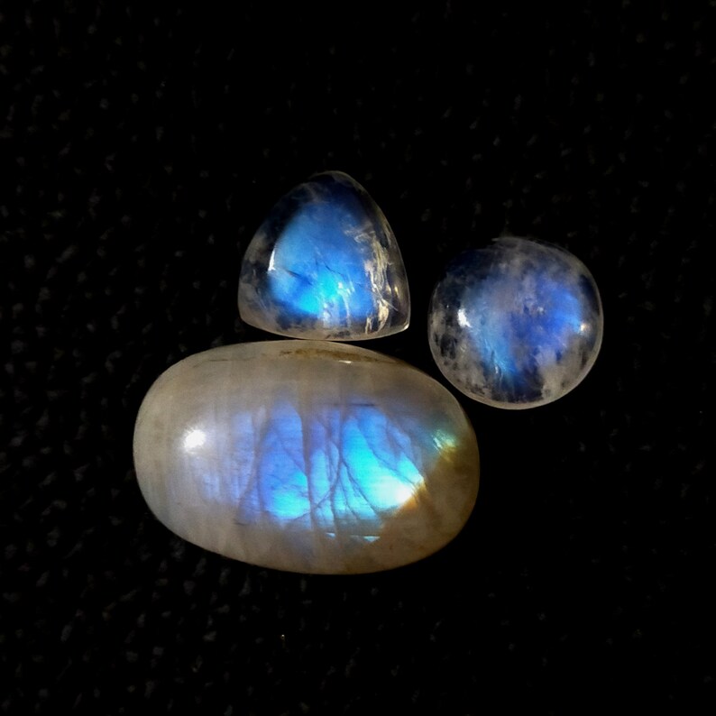 Rainbow Moonstone Gemstone Blue Flashy Rainbow Hand Polished Smooth Loose Gemstone 3 Pcs Natural White Rainbow Cabochon AAA+ Quality