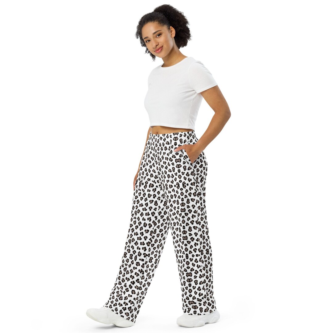 Leopard Lounge - Two-Piece Zip-Up Sweater & Wide-Leg Pants Set
