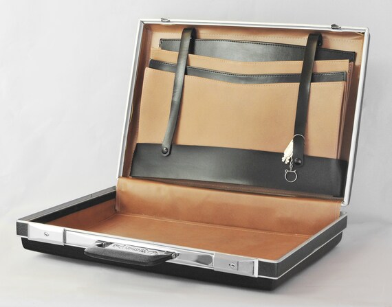 Concorde briefcase 24 hours, 70s.