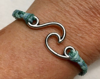 OCEAN WAVE Braided Charm Bracelet, Stackable String Charm Bracelet, Pura Vida Style Bracelet, Surfer Bracelet, Wave Jewelry