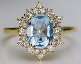 Delicate Aquamarine and diamonds ring | Aquamarine and diamonds ring | Solid gold aquamarine ring