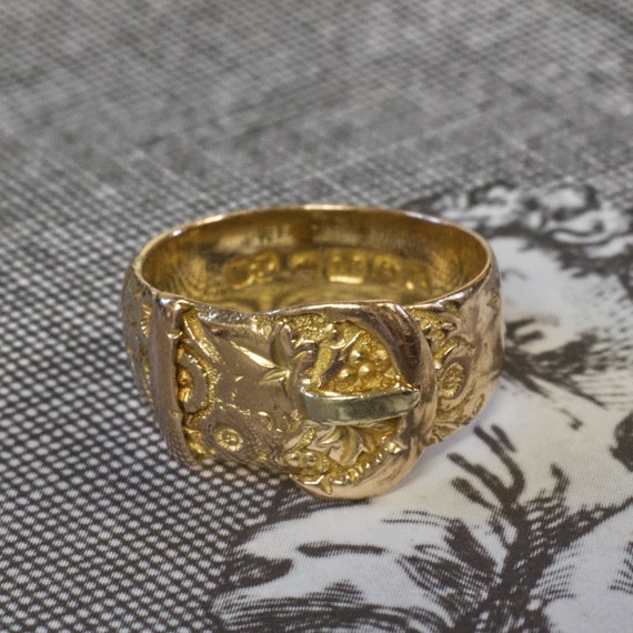 Edwardian 18ct Floral Buckle Ring