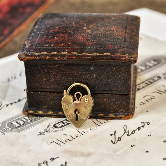 Vintage 9ct Heart Padlock Pendant