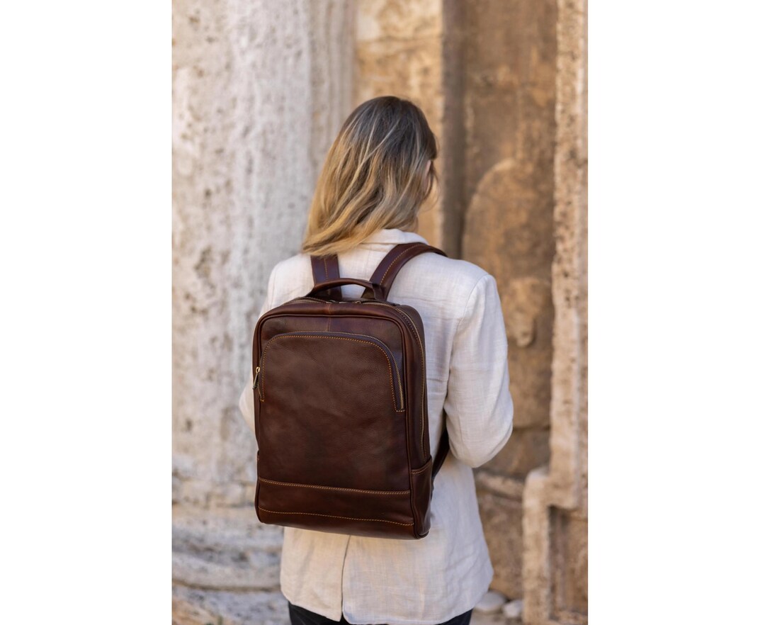 Brown Italian Leather Backpack | Handmade Full-Grain Everyday & Travel Bag Italian Full Grain Leather Backpack for Men - Von Baer main image 3