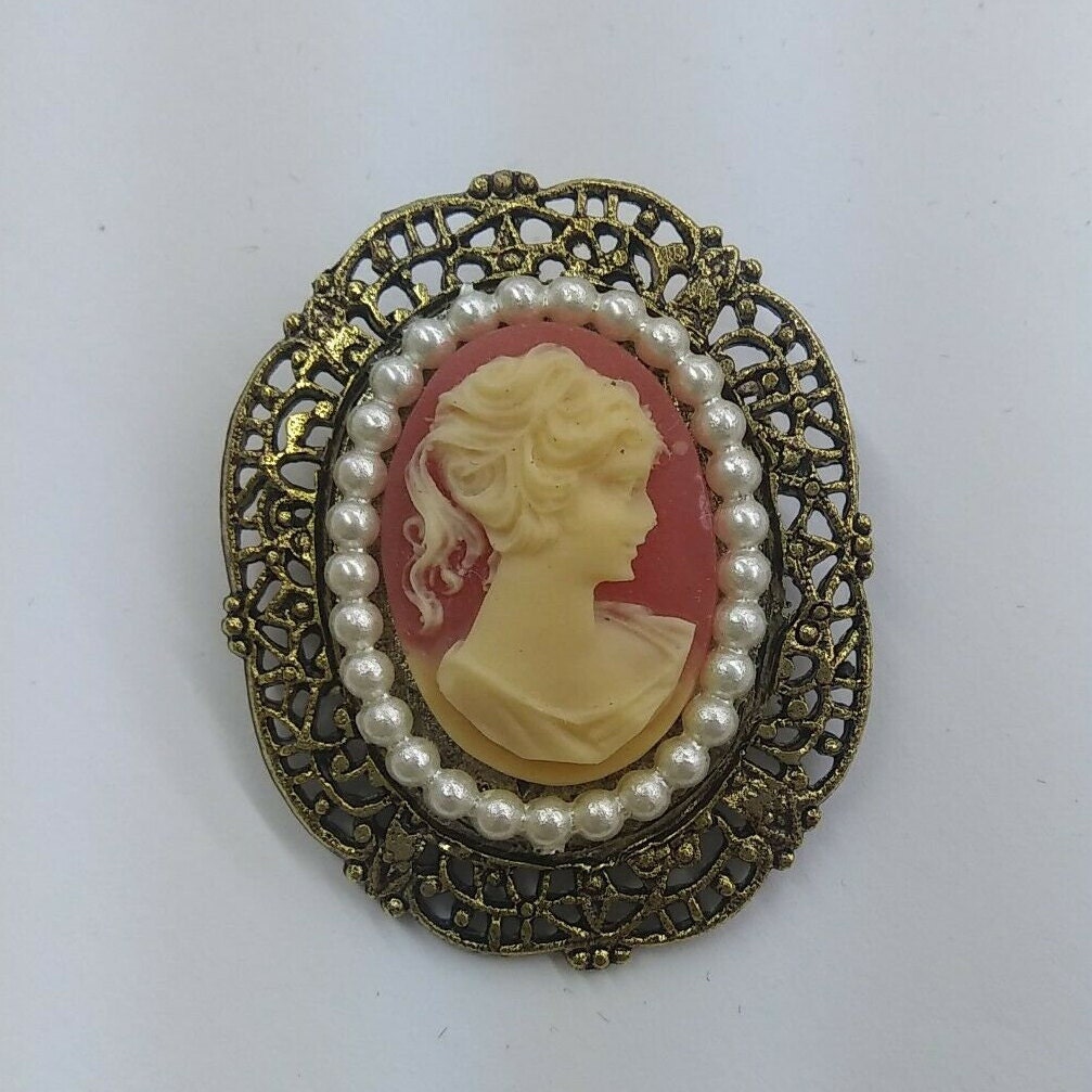 Vintage Avon Gold Tone Cameo Brooch Pin Jewelry Etsy