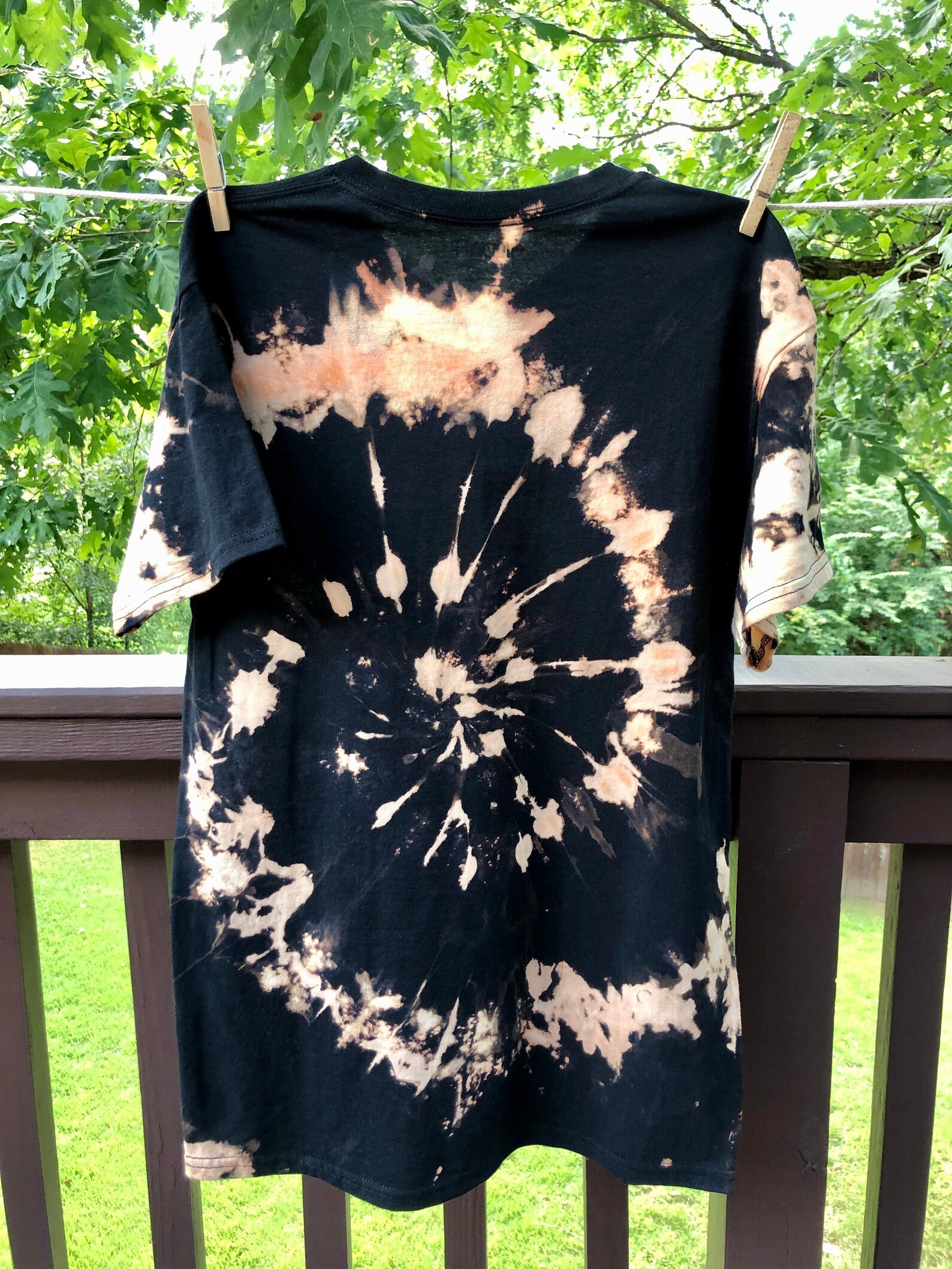 Black Swirl Bleach Dye T-shirt Medium - Etsy