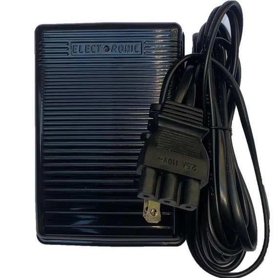 BROOMFIELD / ブラック·コンテンポラリー·AOR Foot Controller and Power Cord 359102-001 for Singer Foot