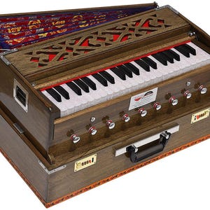 Portable Harmonium- 9 Stops- 3.5 Octaves- Coupler- Oak Finish- Gig Bag- 440Hz & 432Hz- Folk Music-Bhajan-Kirtan- Shruti Box- Meditation-Yoga