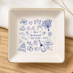 Bridesmaid Gift Ring Dish, Custom Name Jewelry Tray, Wedding Ring Dish Gift Keepsake, Personalized Bridal Party Favor, Ceramic Trinket Dish