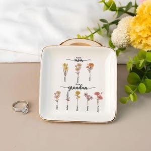 First Mom Now Grandma Garden Personalized Ring Dish-Custom Birth Flower Ring Dish with Kids Grandkids Name-Grandparents Day Gift for Grandma