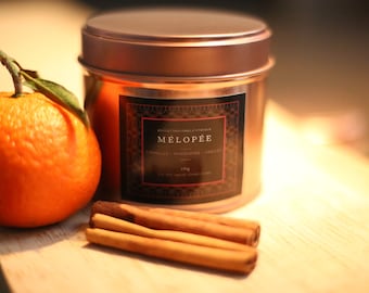 Cinnamon and mandarin candle