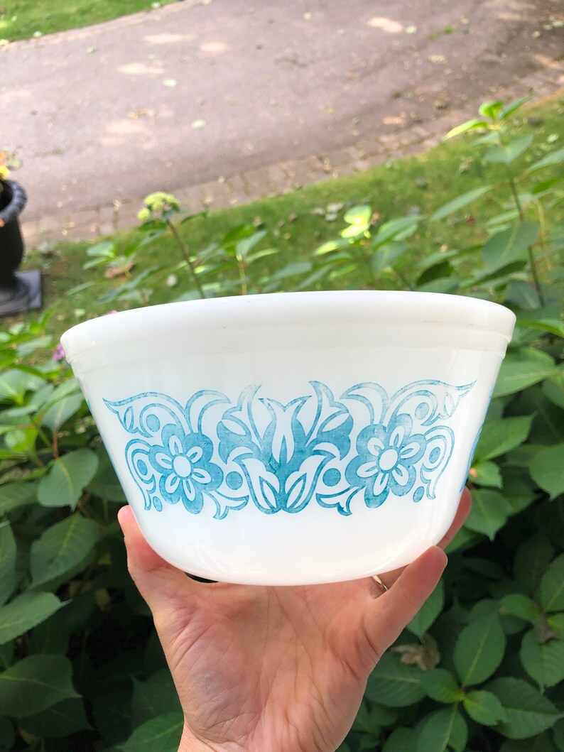 Vintage Federal Glass Mixing Bowls Set of Three Teal Tulip Etsy