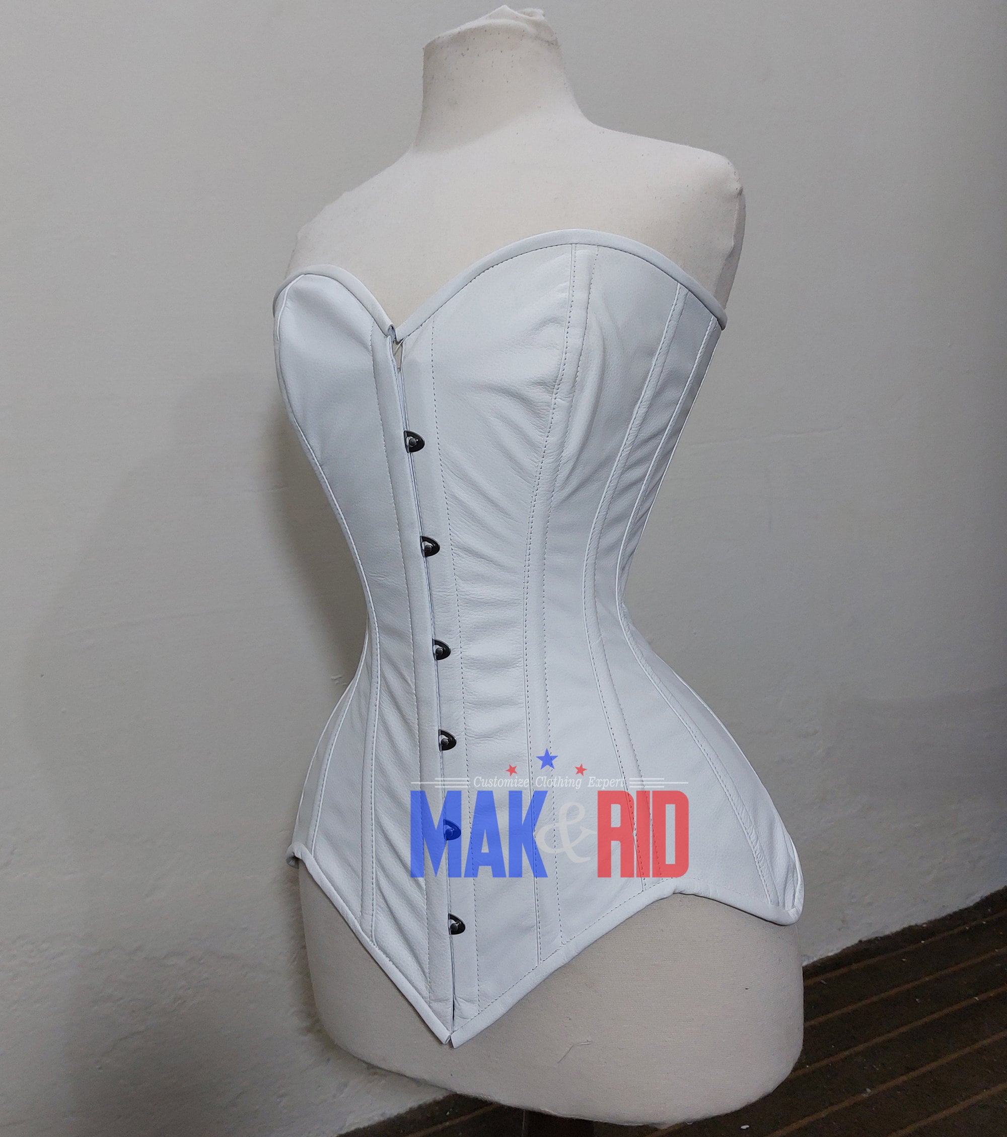 Minerva Longline Overbust Corset