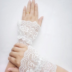 White Bride Wedding Lace Bracelet Princess Glove Wrist Bridal Hand  Accessories Gothic Women Bangles Prom Girls Jewelry - Bracelets - AliExpress