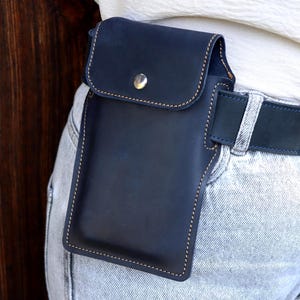 Leather Smartphone Holster with Metal Belt Сlip & Belt Loops, Custom Leather iPhone Case With Belt Loops, Personalized Vertical Slive Cover