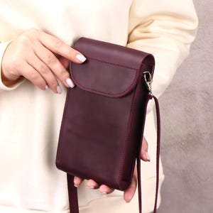 Handmade Leather Crossbody Cell Phone Bag: RFID Blocking Wallet, Personalized Crazy Horse Leather Purse