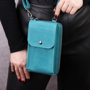 Cartera cruzada de cuero hecha a mano con correa para la muñeca, bolso bandolera de cuero pequeño con cremallera para iPhone/ Monedero de viaje de cuero personalizado