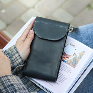 Leather Handmade RFID Blocking Crossbody Wallet Purse, Leather Phone Shoulder Travel Bag, Side Bag for iPhone, Personalized Gift for Her
