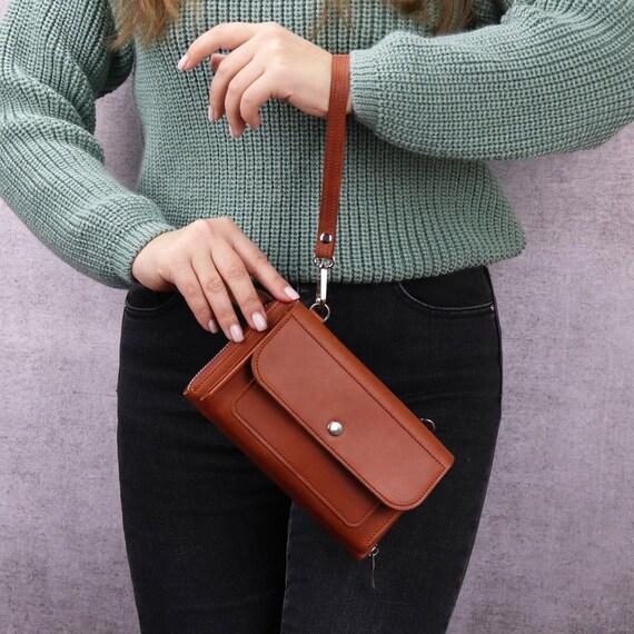 RFID Leather Crossbody Wallet Purse: Embossed Shoulder Zippered