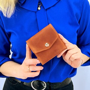 Cartera de cuero genuino para tarjetas de crédito, monedero fino hecho a mano, monedero pequeño de cuero, regalos personalizados, billetera con relieve, billetera de bolsillo