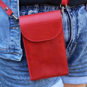 Handmade Leather Phone Crossbody Flap Bag with RFID Blocking, Small Personalized Women’s Shoulder Purse, Leather Crossbody iPhone Wallet Bag