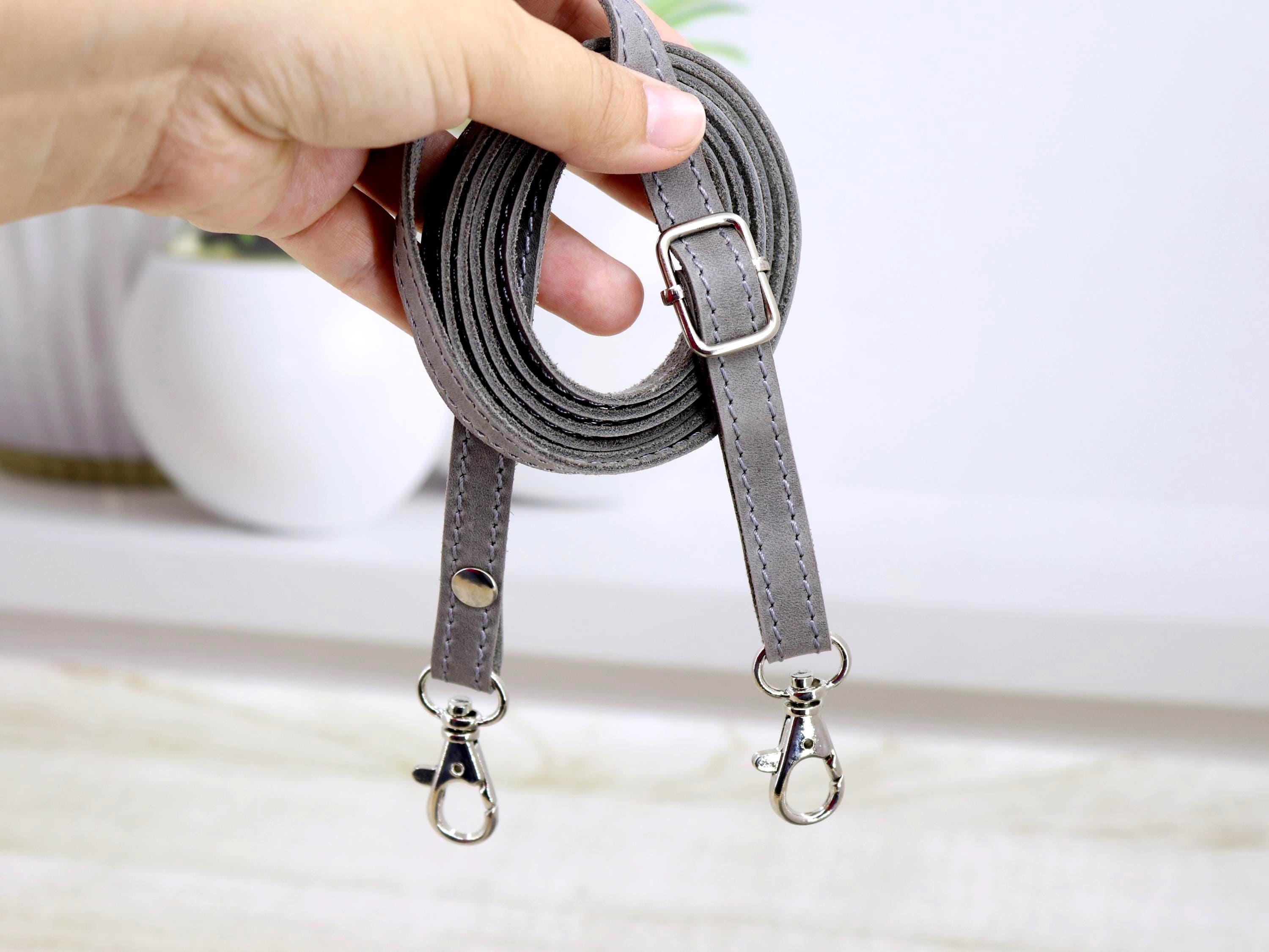 アクセサリー Mame Oval Leather Strap with Carabiner 1 Carabiner Leather Strap - Etsy