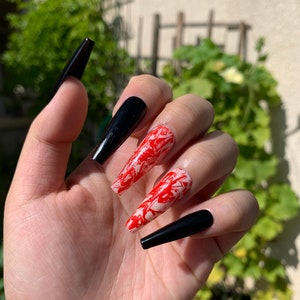 Blood Splatter Press On Nails | Halloween Press On Nails | Spooky Press On Nails | Blood Press On Nails | Black Press On Nails | Long Coffin