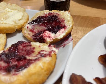 Confiture de myrtilles et de lavande