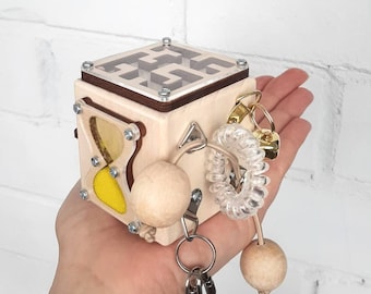 Cubo di attività per bambini piccoli, in legno naturale, per viaggi, giocattolo Montessori, sensoriale, regalo per bambini di 1 anno