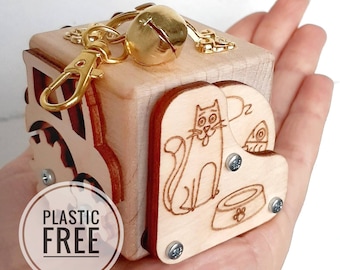 Cubo di attività Montessori da viaggio Cubo sensoriale in legno naturale per viaggi Cubi antistress Giocattolo da agganciare Regalo per bambini di 1 anno