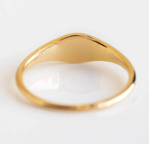 Solid Gold Oval Signet Ring, Personalized Initial… - image 4
