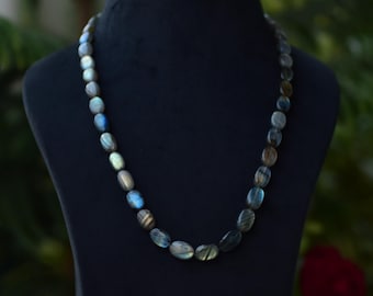 Vintage Labradorite Beaded Necklace: Oval Gemstone, 22 Inch