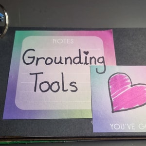 Aardingstechnieken, toolkit voor geestelijke gezondheid, hulp bij angst, liefde en geluk, welzijnskit, zakformaat, depressie, zelfzorgkaarten
