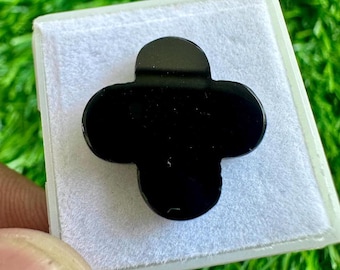 Black Spinel Flower Slice: 15mm Natural Gemstone Pendant (5 Pcs)