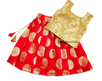 Nyfödd Lehenga Choli & Dupatta, Designer Lehenga för flickor, Banarasi Siden Etniska Barnkläder Babyflickor Indiska Festkläder, Flickor Pattu Pavadai