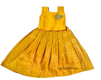 Designer Lehenga Choli With Dupatta, Readymade Girls Lehenga Choli, Kids Ethnic Wear, Kids Festive Wear, South Indian Pavdai Pattu